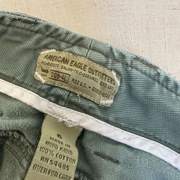 American Eagle cargo mini shorts - Picture 10 of 10